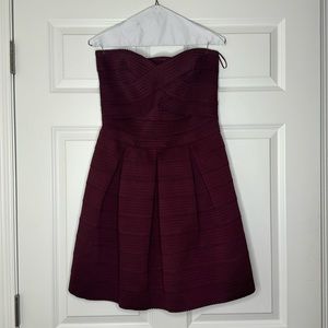 Express burgundy sweetheart neck elastic mini dress